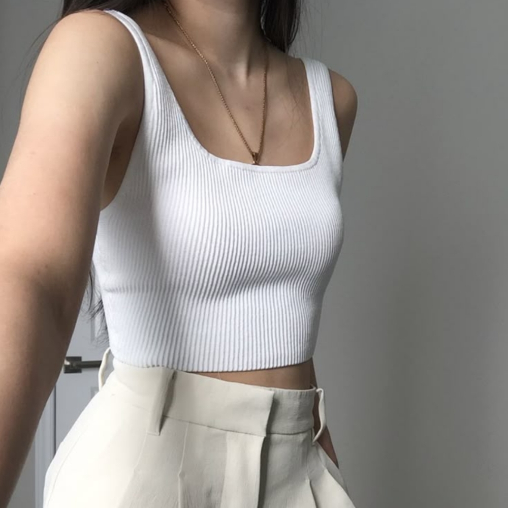 Aritzia White Ribbed Sleeveless Crop Tank Top